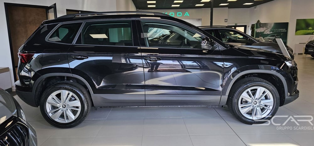 Skoda Karoq nuova a Livorno (6)