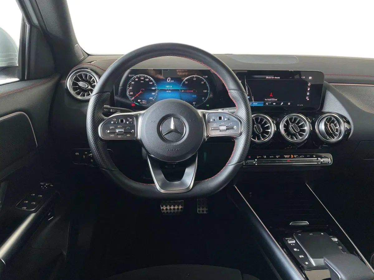 Mercedes-Benz EQA usata a Bergamo (10)