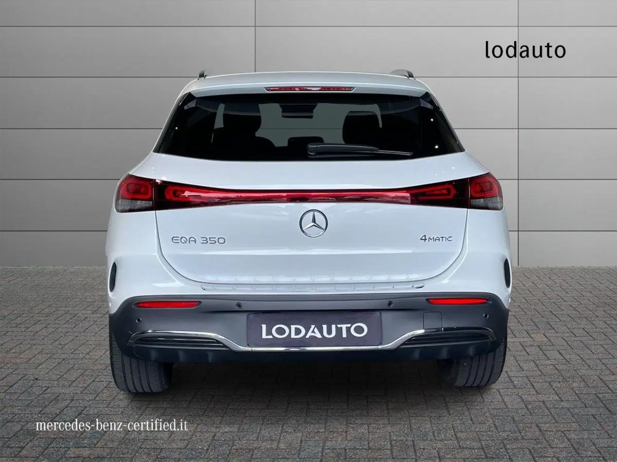 Mercedes-Benz EQA usata a Bergamo (4)