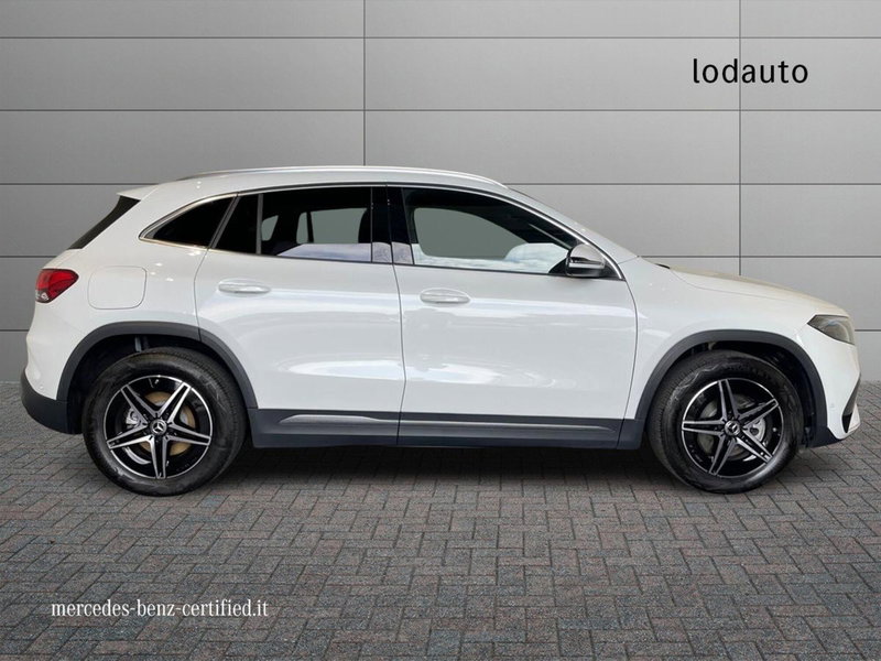 Mercedes-Benz EQA usata a Bergamo (5)