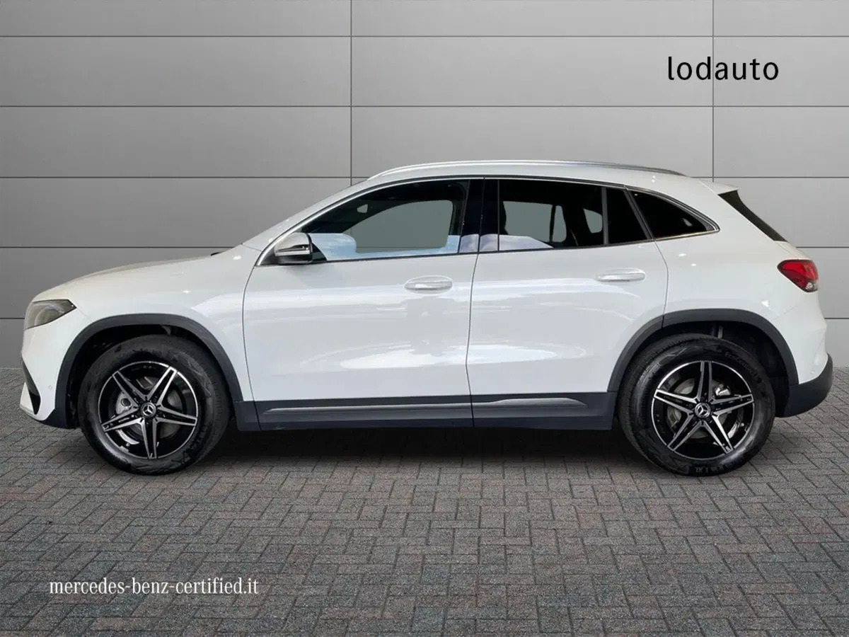 Mercedes-Benz EQA usata a Bergamo (6)