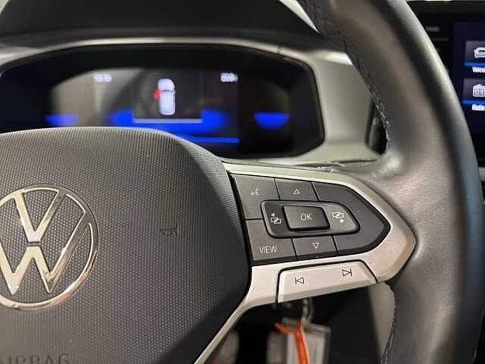 Volkswagen T-Roc usata a Napoli (17)