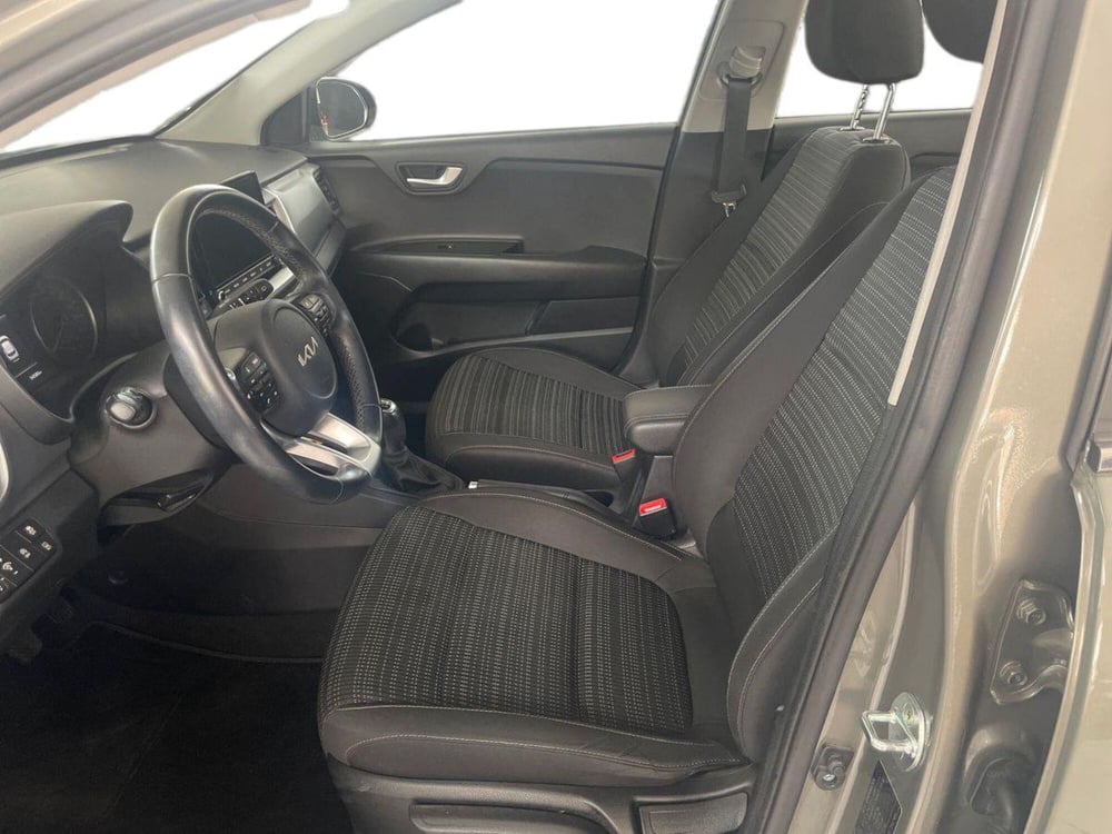 Kia Stonic usata a Milano (10)