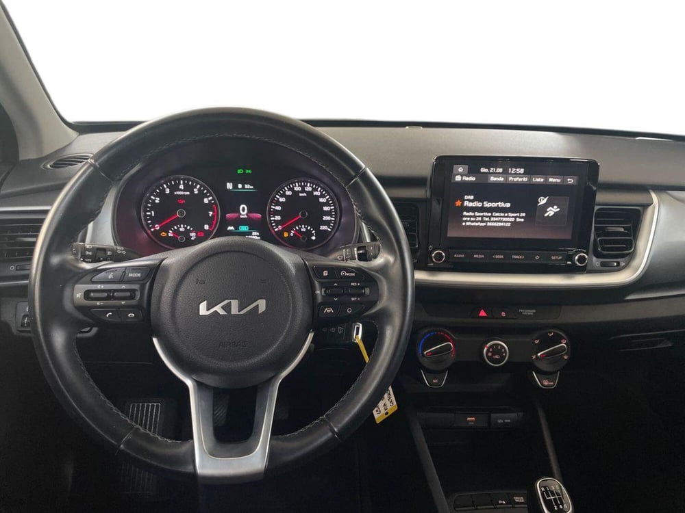 Kia Stonic usata a Milano (11)