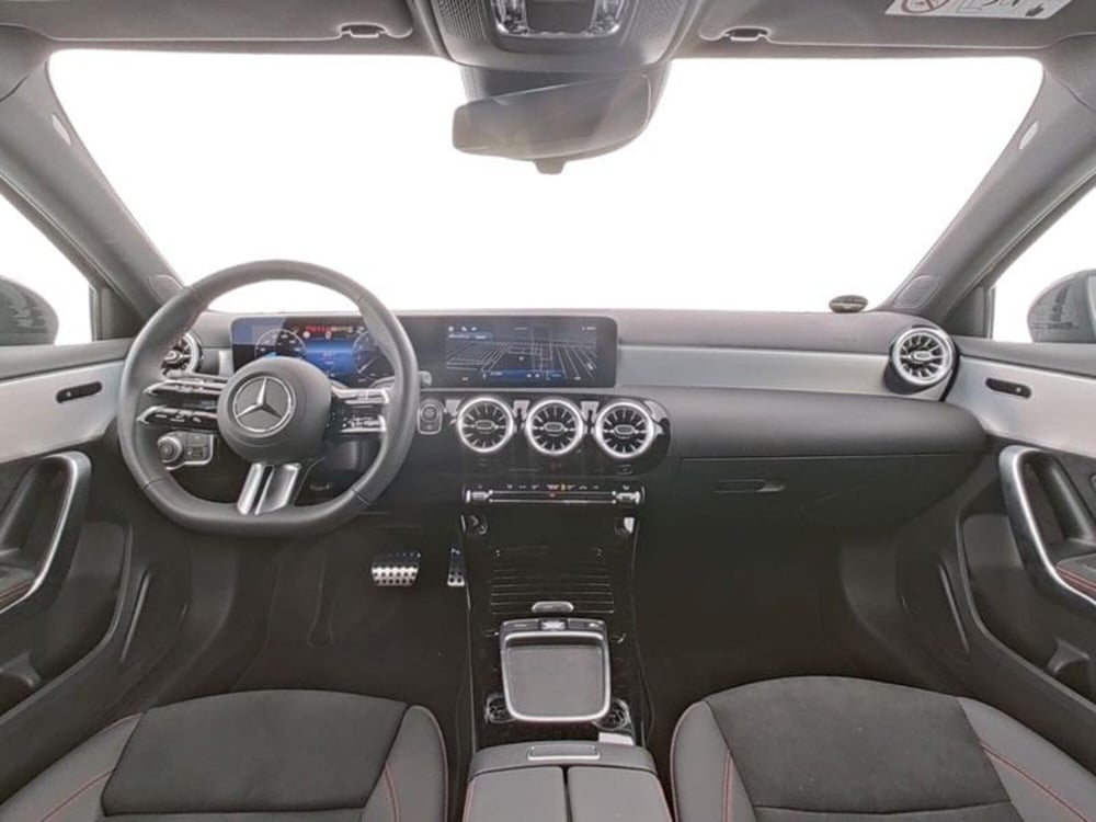 Mercedes-Benz Classe A usata a Milano (5)