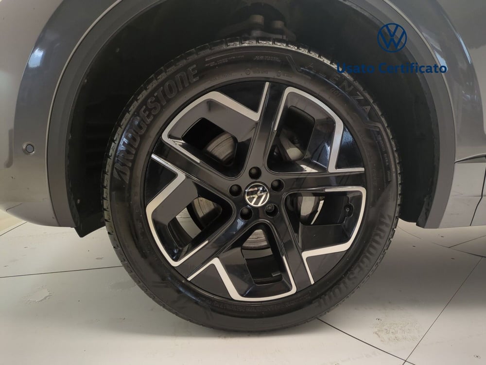 Volkswagen Touareg usata a Avellino (12)