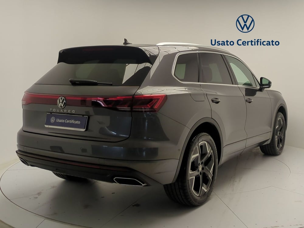 Volkswagen Touareg usata a Avellino (7)
