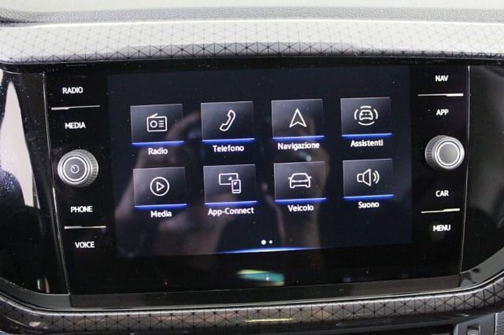 Volkswagen T-Cross usata a Novara (13)