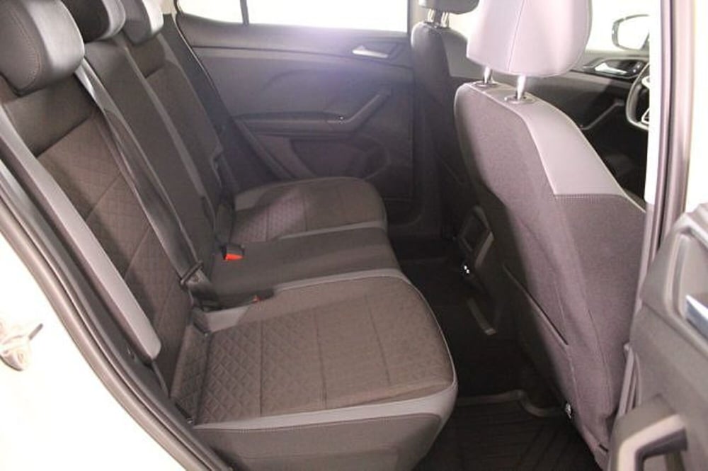 Volkswagen T-Cross usata a Novara (9)