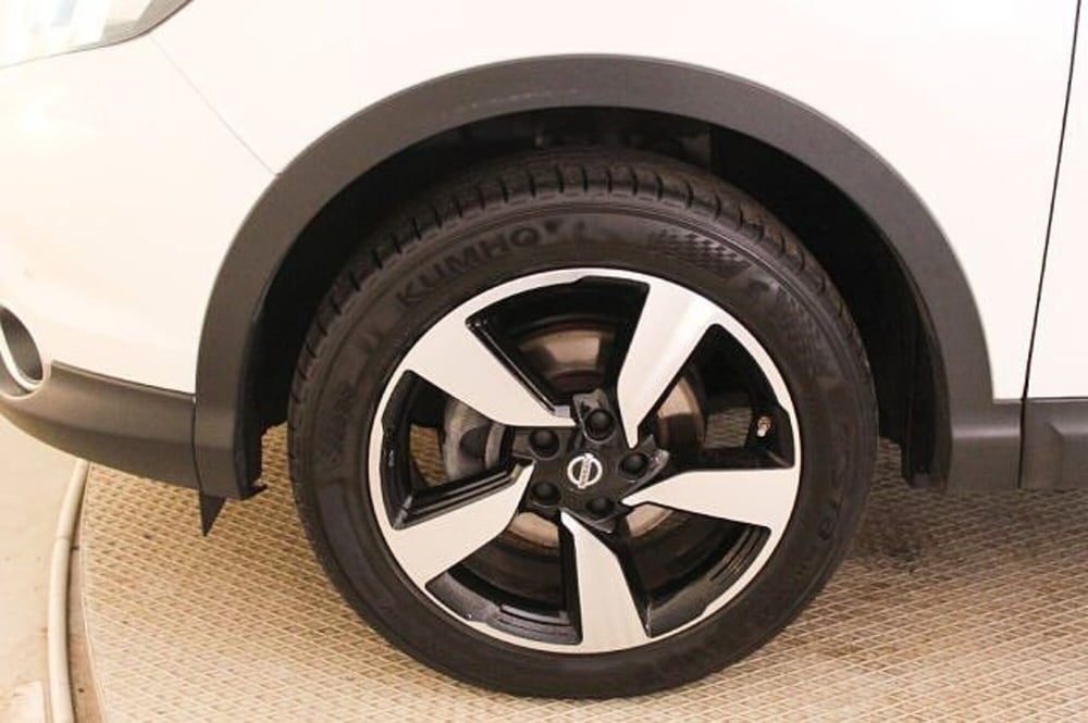 Nissan Qashqai usata a Novara (19)