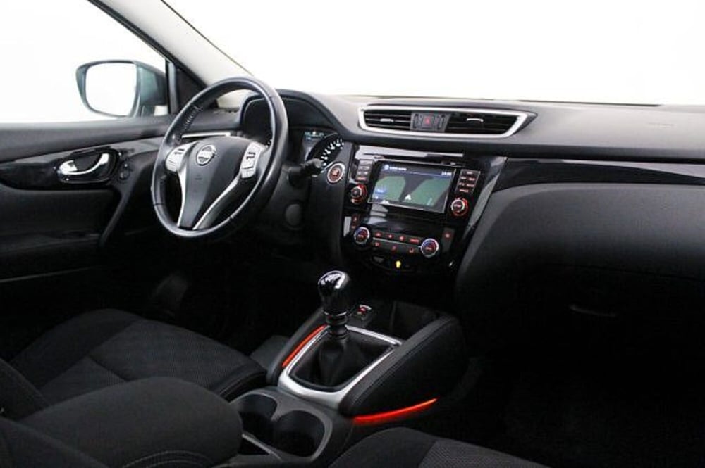 Nissan Qashqai usata a Novara (7)