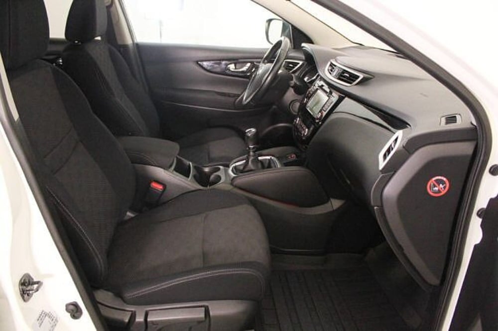 Nissan Qashqai usata a Novara (8)