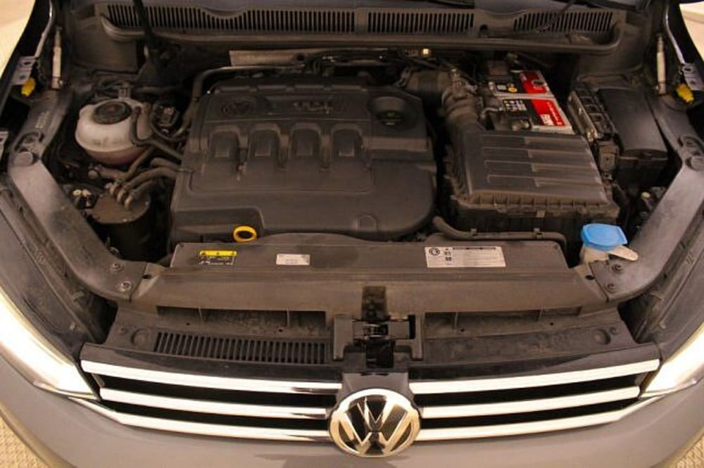 Volkswagen Touran usata a Novara (10)