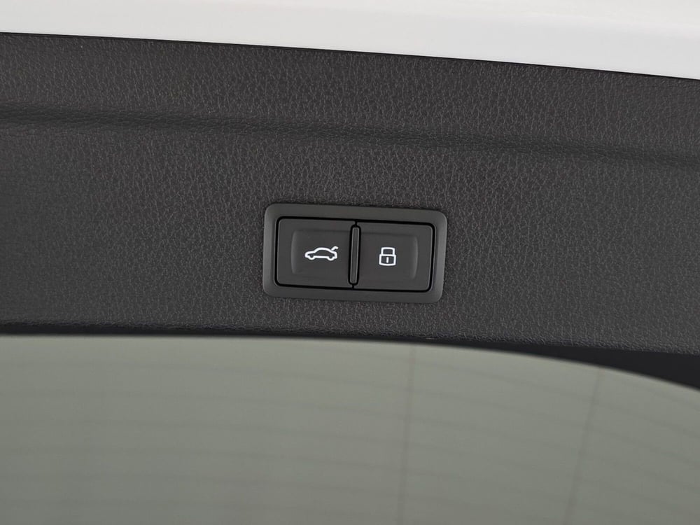 Audi Q3 Sportback nuova a Cuneo (9)