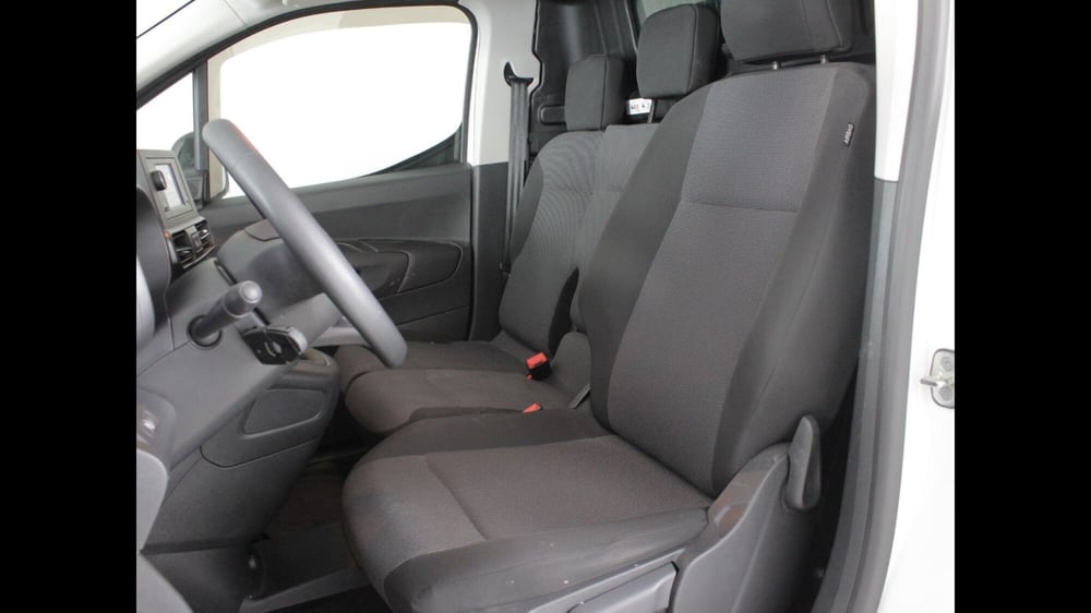 Toyota Proace City Furgone usata a Palermo (11)
