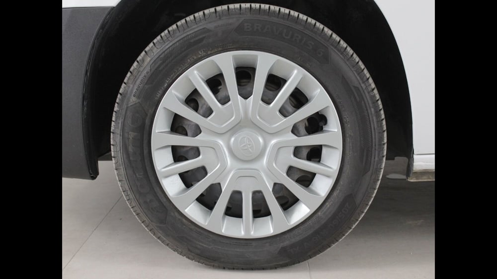 Toyota Proace City Furgone usata a Palermo (14)