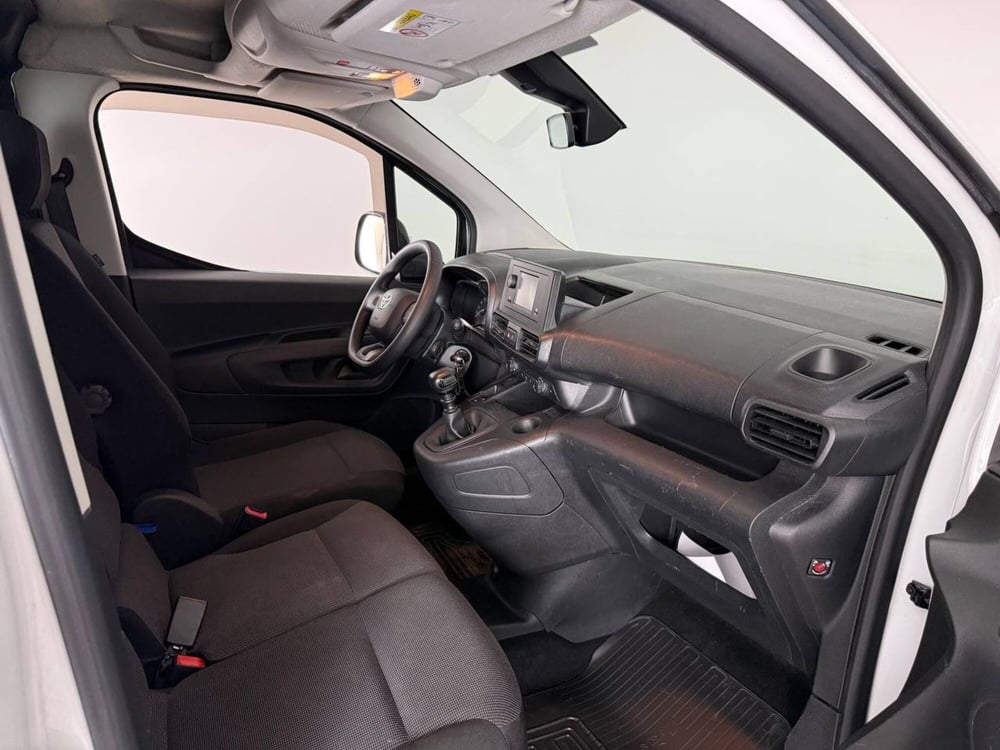 Toyota Proace City Furgone usata a Palermo (6)