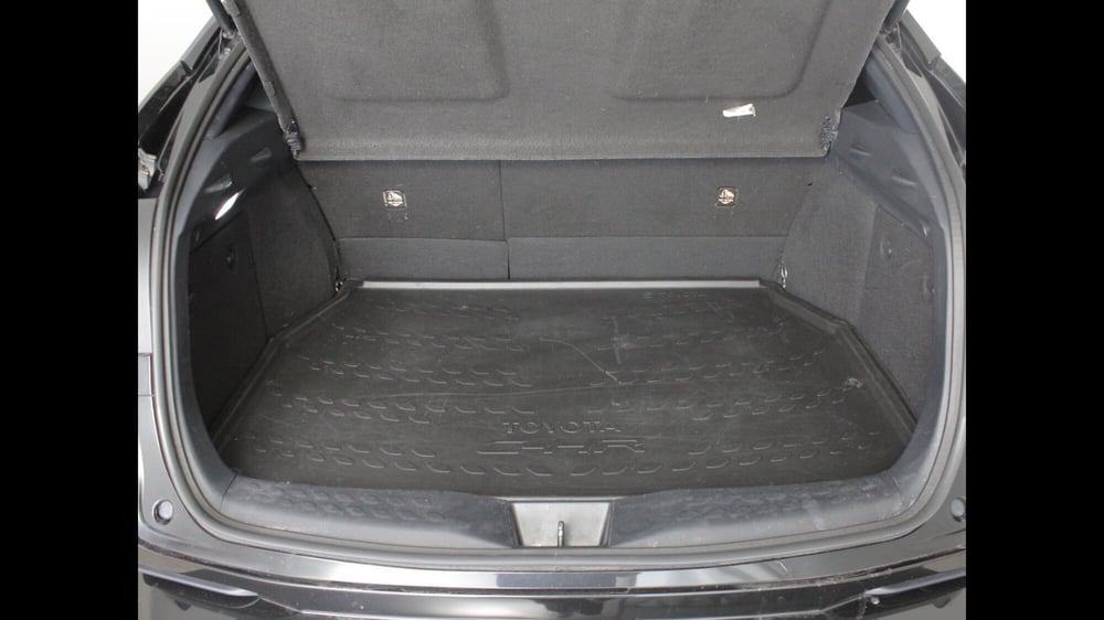 Toyota Toyota C-HR usata a Palermo (11)