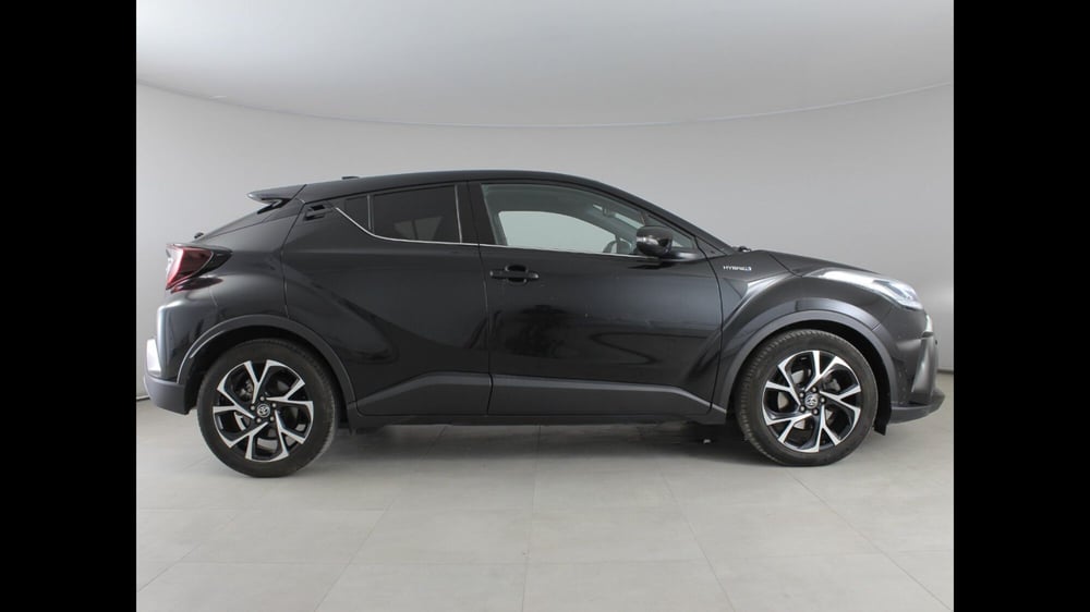 Toyota Toyota C-HR usata a Palermo (14)