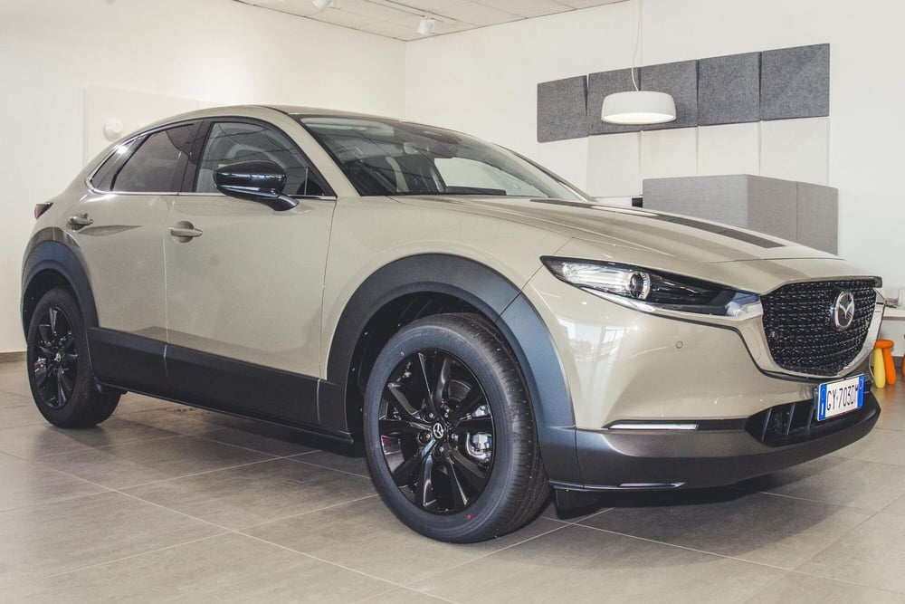 Mazda CX-30 nuova a Verbano Cusio Ossola (2)
