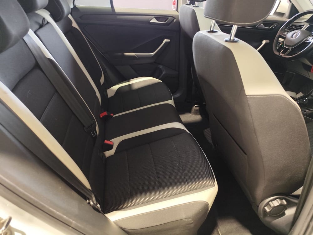 Volkswagen T-Roc usata a Milano (15)