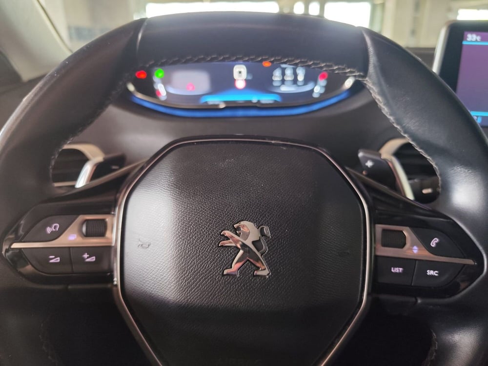 Peugeot 5008 usata a Milano (12)