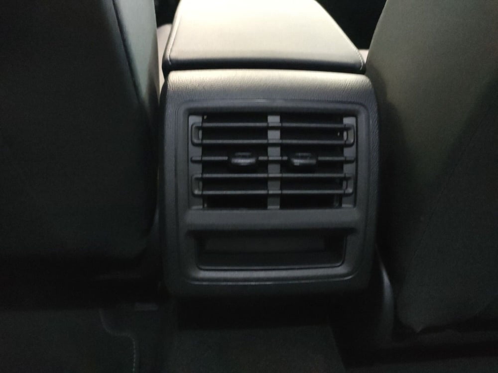 Volkswagen Golf nuova a Bologna (15)