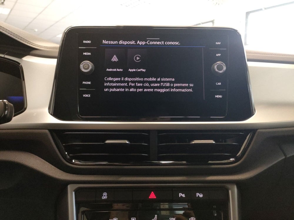 Volkswagen T-Roc nuova a Bologna (13)