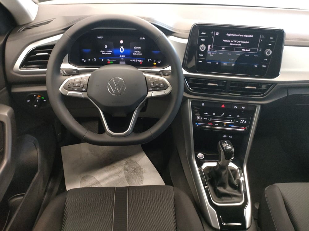 Volkswagen T-Roc nuova a Bologna (16)