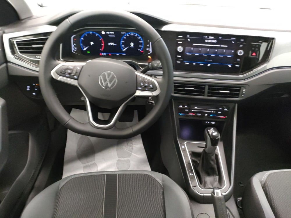Volkswagen Polo nuova a Bologna (16)