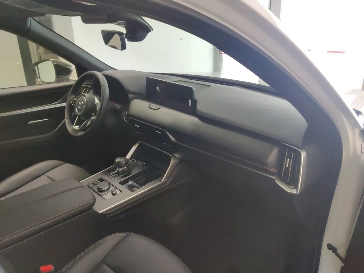 Mazda CX-80 nuova a Arezzo (10)