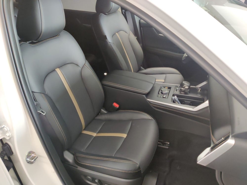 Mazda CX-80 nuova a Arezzo (14)