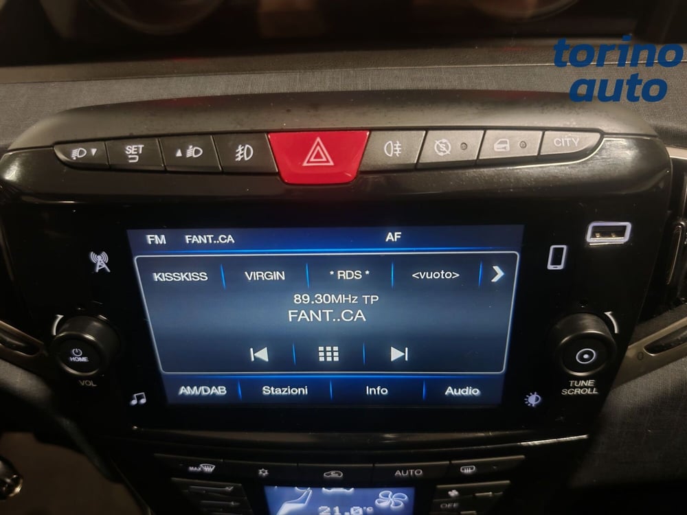 Lancia Ypsilon usata a Torino (16)