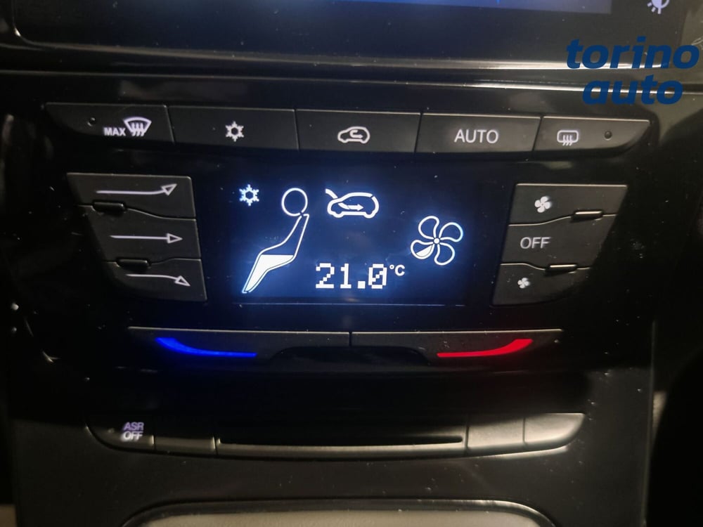 Lancia Ypsilon usata a Torino (17)