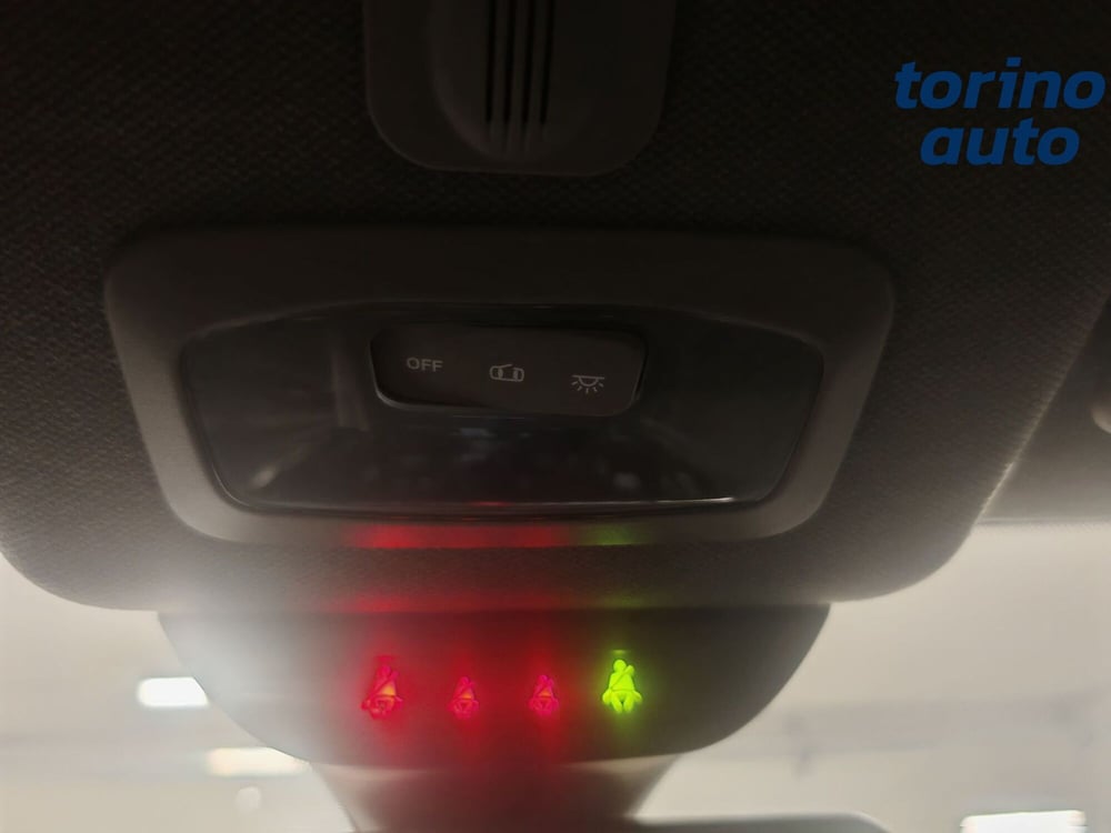 Lancia Ypsilon usata a Torino (19)
