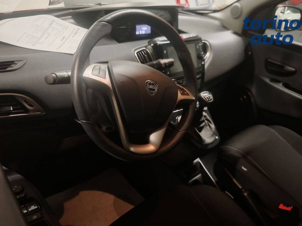 Lancia Ypsilon usata a Torino (6)