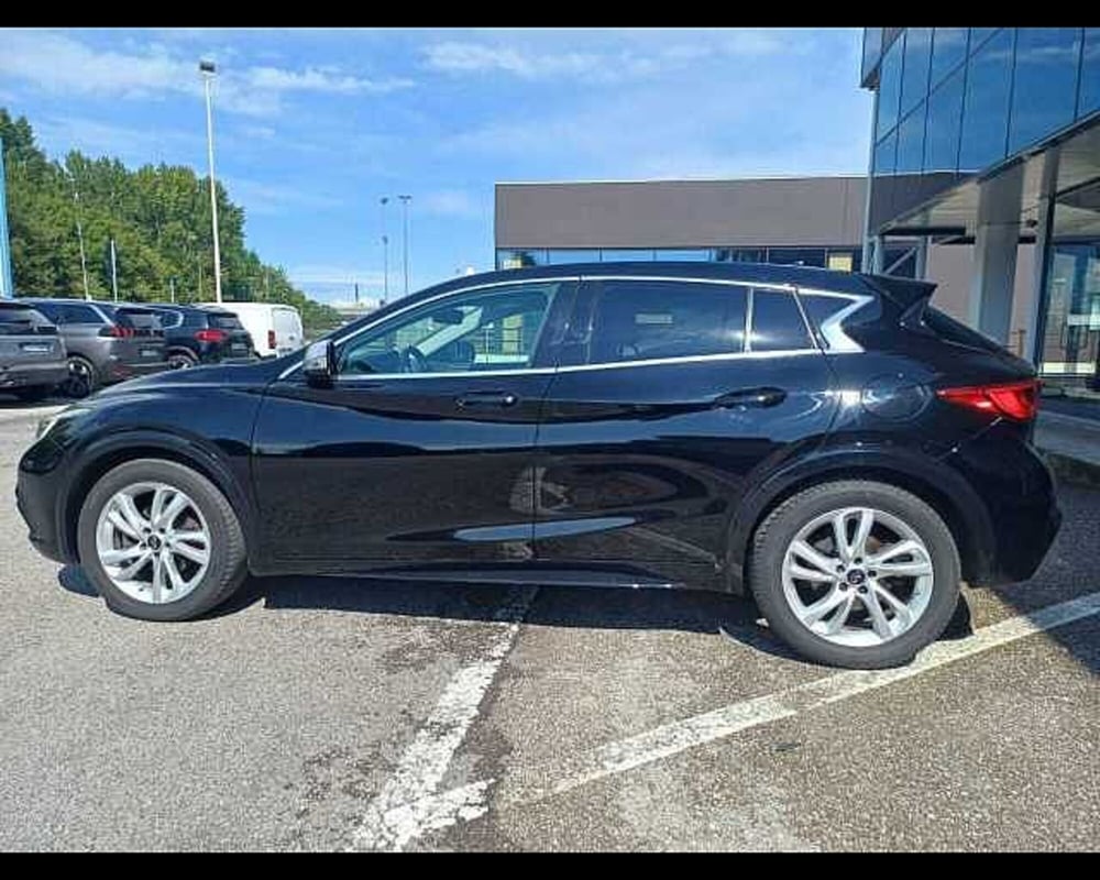 Infiniti Q30 usata a Venezia (6)