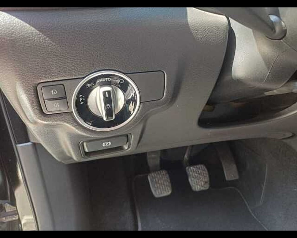 Infiniti Q30 usata a Venezia (8)