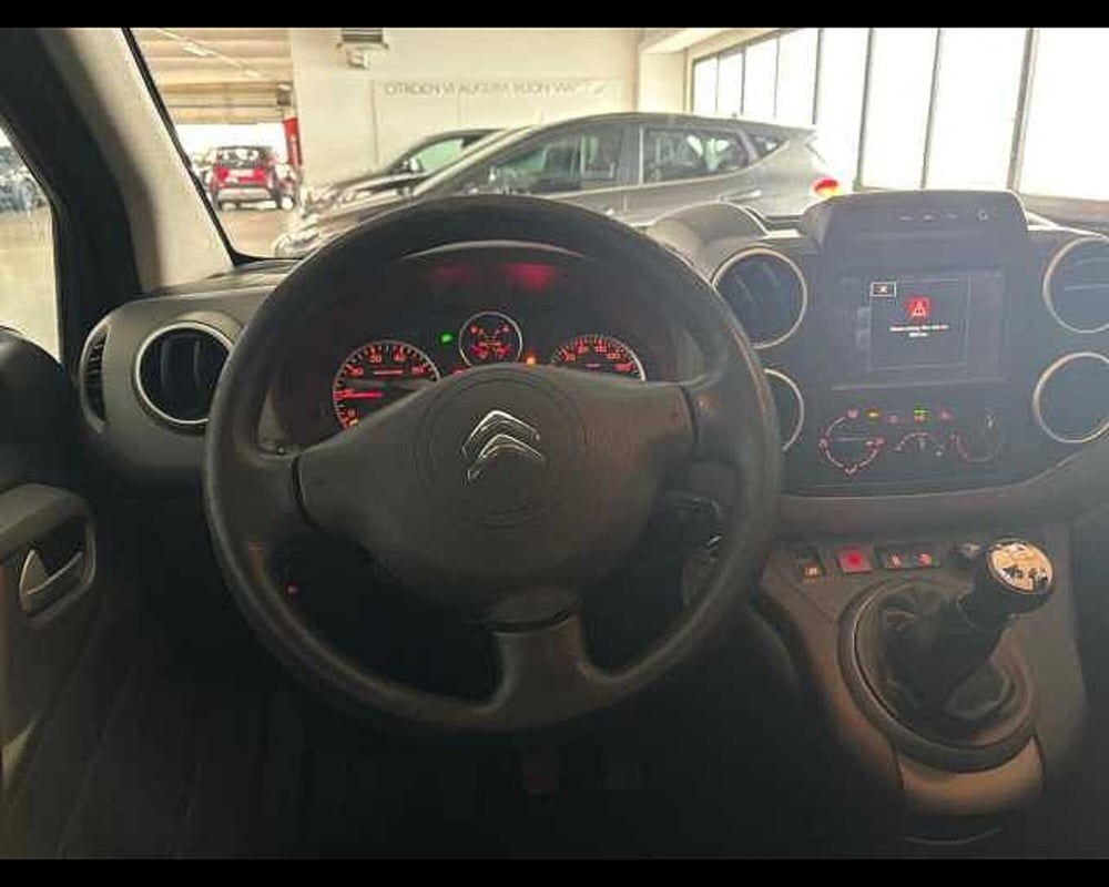 Citroen Berlingo usata a Milano (15)