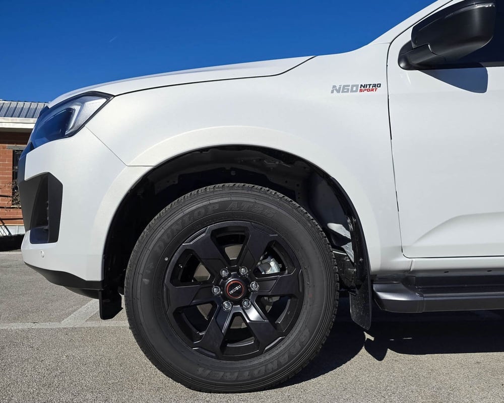 Isuzu D-Max Pick-up nuova a L'Aquila (3)