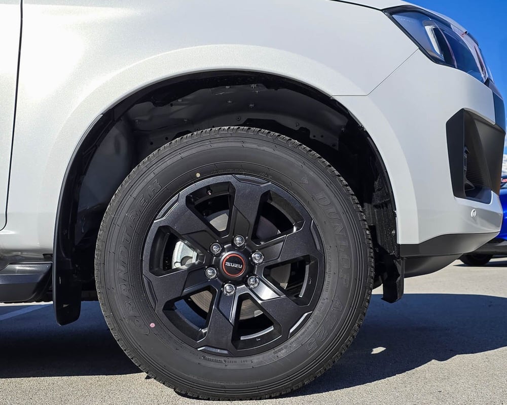 Isuzu D-Max Pick-up nuova a L'Aquila (4)