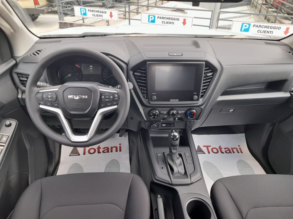 Isuzu D-Max Pick-up nuova a L'Aquila (13)