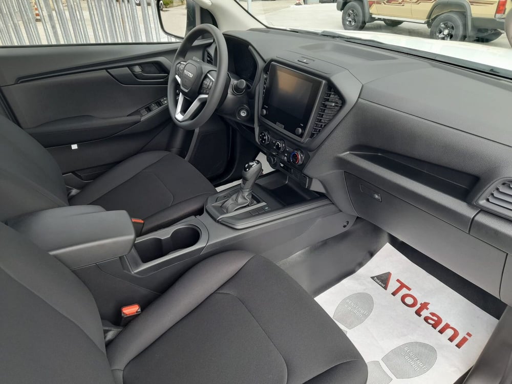 Isuzu D-Max Pick-up nuova a L'Aquila (14)