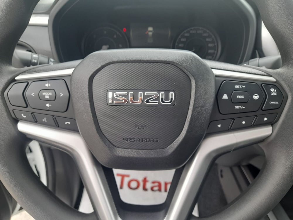 Isuzu D-Max Pick-up nuova a L'Aquila (4)