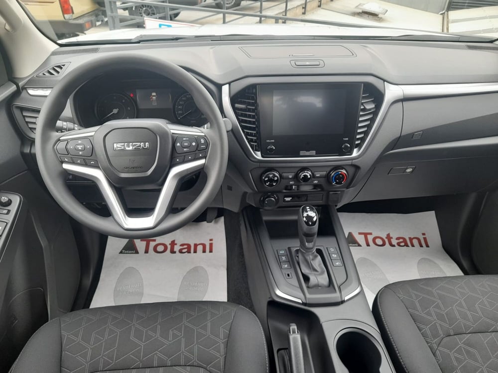 Isuzu D-Max Pick-up nuova a L'Aquila (7)
