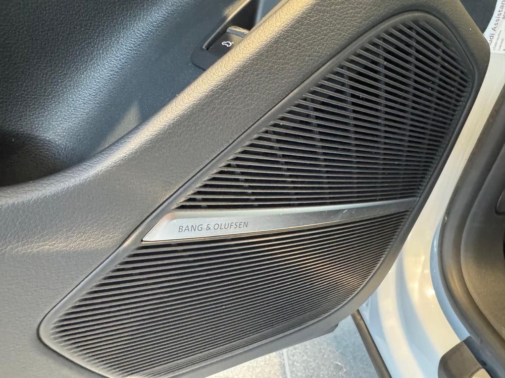 Audi Q8 Sportback usata a Firenze (13)