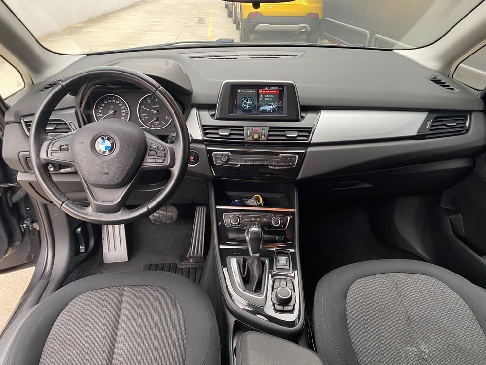 BMW Serie 2 Active Tourer usata a Milano (11)