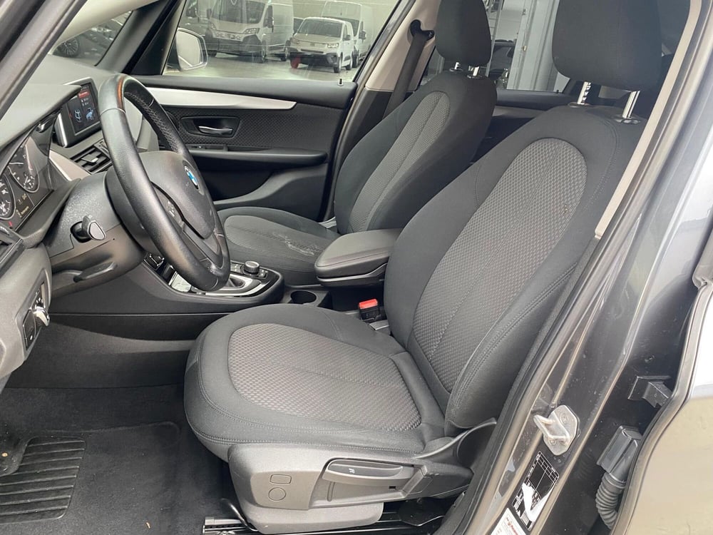BMW Serie 2 Active Tourer usata a Milano (9)