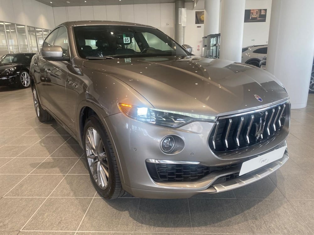 Maserati Levante usata a Firenze (3)