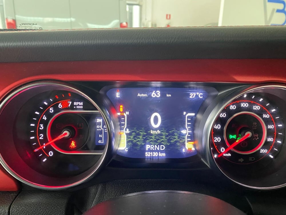 Jeep Wrangler usata a Milano (16)